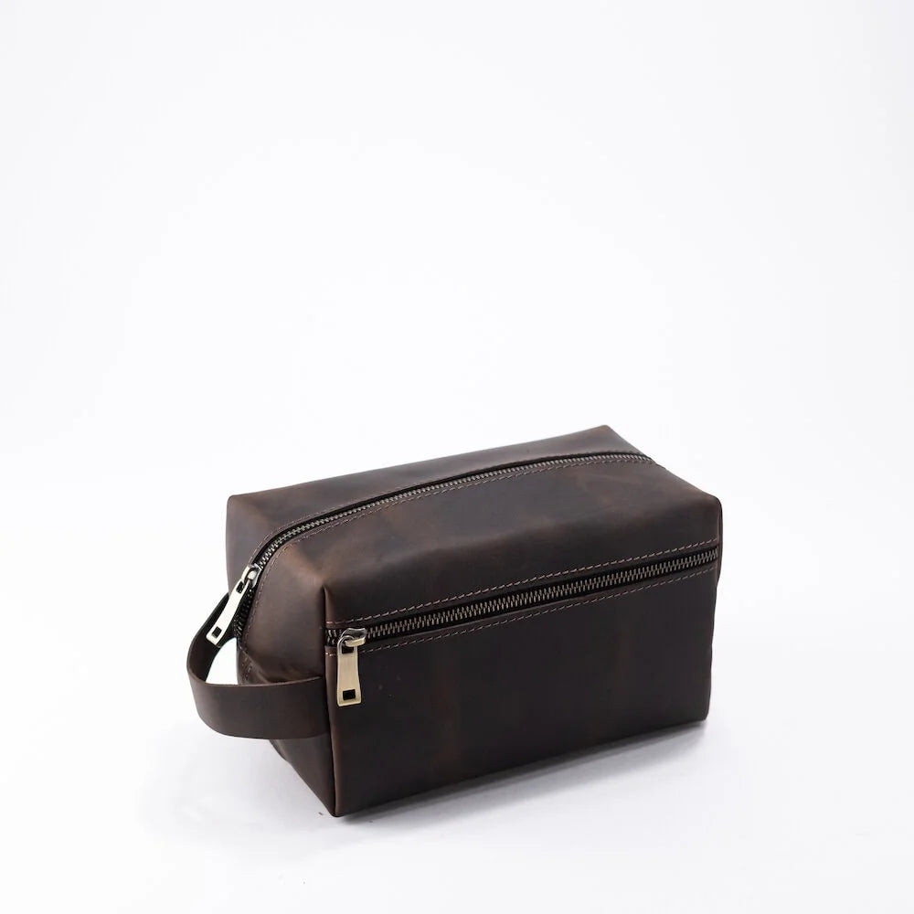 Full-Grain Leather Toiletry Bag with Pocket