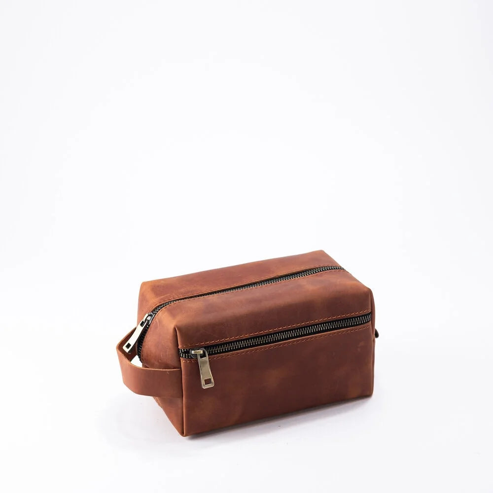 Full-Grain Leather Toiletry Bag with Pocket