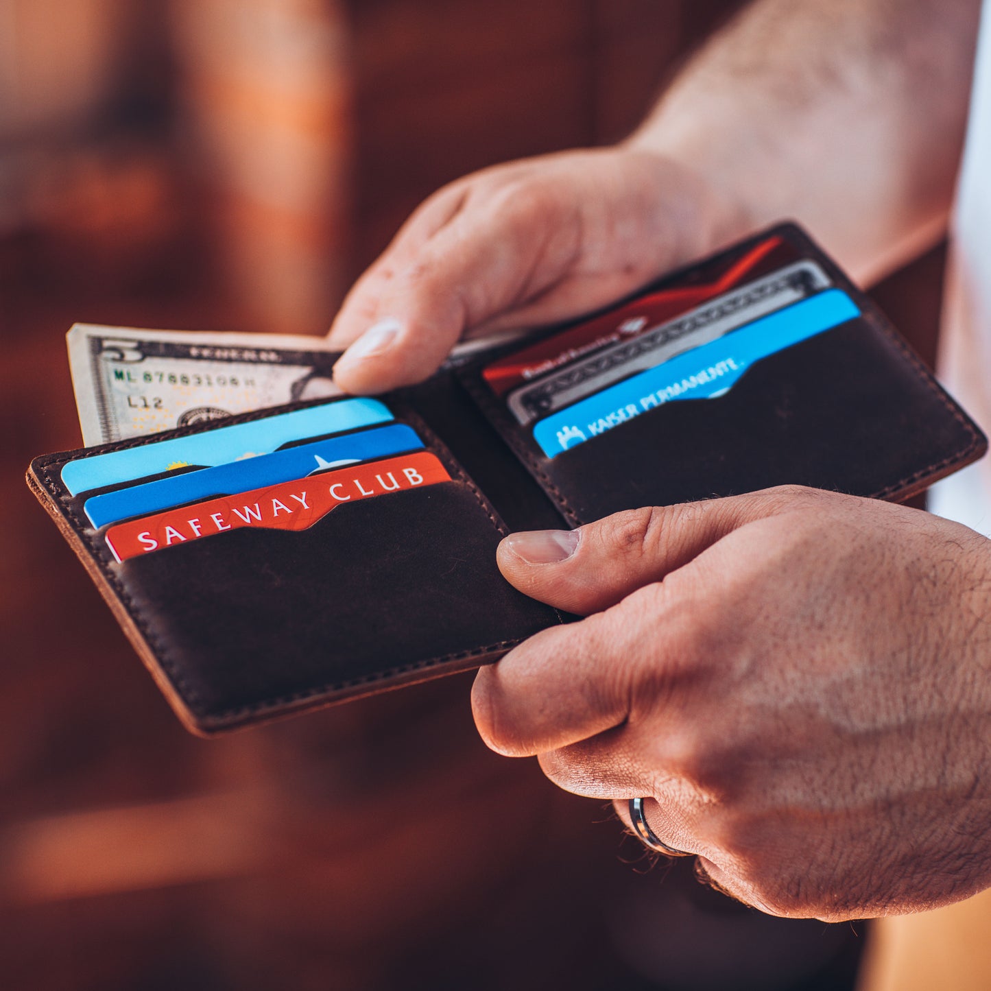 Men's Full-Grain Leather Wallet