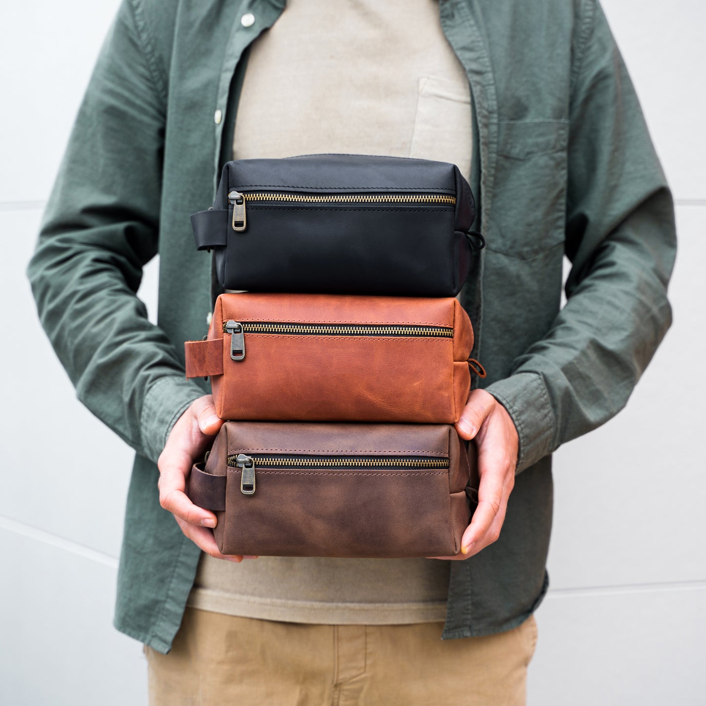 Full-Grain Leather Toiletry Bag with Pocket
